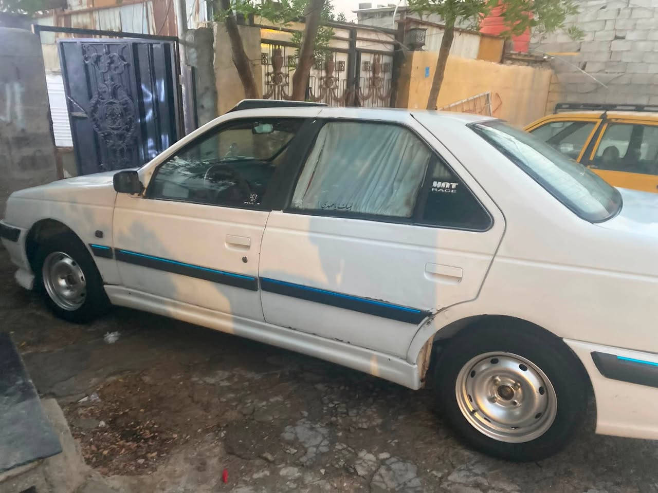 سياره بيجو بارص البيع كير مكينه تبريد كلشي شغال سنويه 27 تحويل ثاني يوم بسم المشتري راعيهه يمي بلبصر القبله تخم تاير جديد سعر 39 وبيه مجال الشراي رقمي ***********
