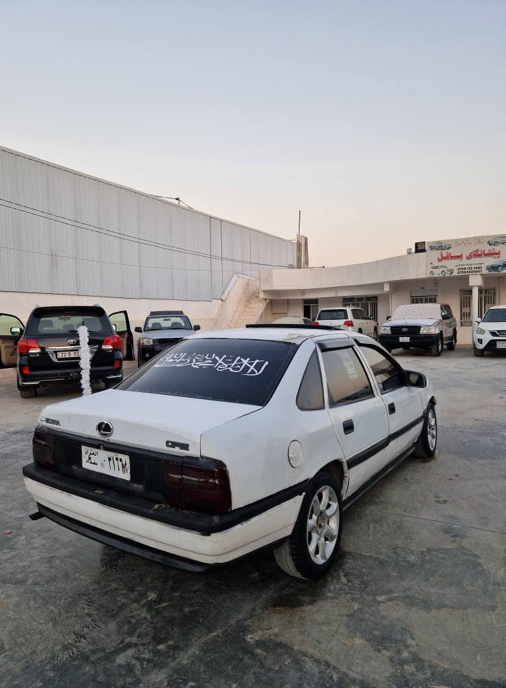 سەرەتا بەناوی خوای گەورە ئۆپڵ فیکترا 1992 مەکینە20گێرومەکینە بەشەرتی ١٠٠فیتەر ئاڕم پلاستیک سلێمانی ئاڕموو ئەوەلیاتو موسوو بڕاوە  بەشەرت پشتوو پئشی کەپسە  بئ دەعم پاوەروکارەبی گشت گیانی بەشەرت سڵایتە و چوار تایەو ویلی ئین فنیتی لۆکی لەژێرە 
سەیارەکە تووندوو تۆڵە یەک دینار مەسروڤی تێدانیە پشتوو پێشی تازە تووند کراوەتەوەو بئ خایسە سەیارەکە جائیزەو ماڵی دۆستە خوار بازاڕەو پارەی علوجێکە١٨$معامەلەیەکی کەم شوێن کۆیە لەخزمەت گشت منداڵە فەقیرئکم ژمارە تەلەڤۆن واتس ئاپ ڤای بەر
ژ.م(***********)
ژ.م(***********) كويسينجاك, أربيل
