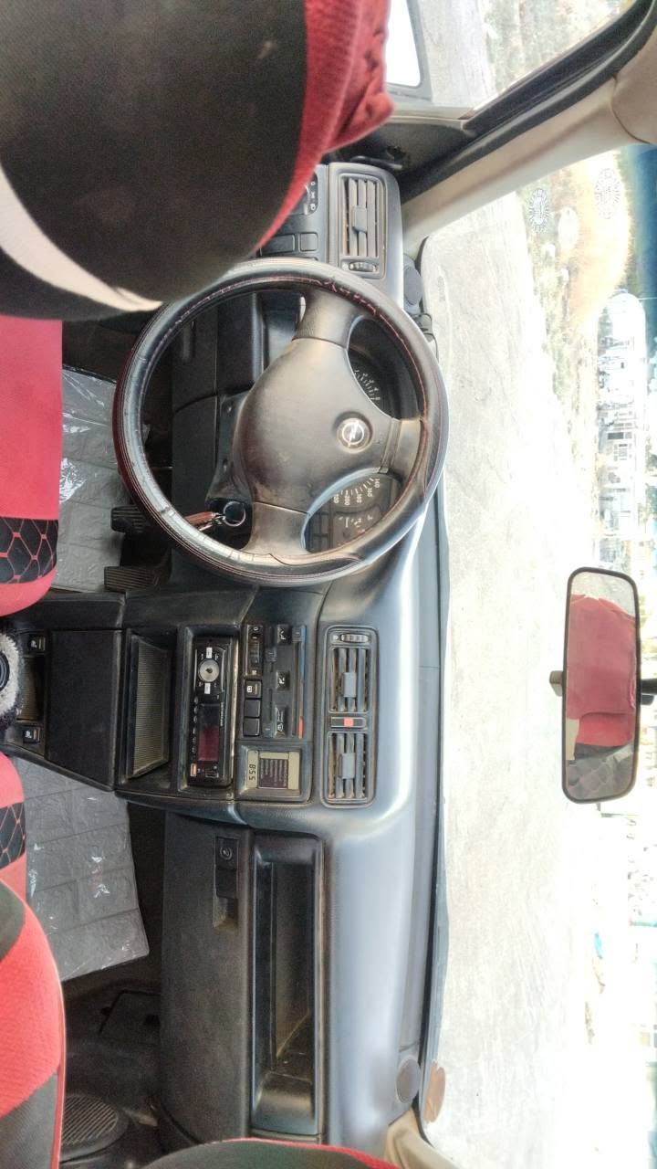 ئۆپڵ بۆ فرۆشتن مۆدیل 92مەکینەی 20گێڕو مەکینەی بەشرت وەرقـــەی بەنزینی هەیە سەنەوی ساڵێکە بەسەر چوە لێدراو خایساتی نیە زۆر زۆر توندو تۆڵە لێخوڕینی زۆر خۆشە بەشرتی تەحویل و بڕاو خرامە سیارکە هینمەعرەز نیە 
ماڵی دۆستە 
سعری 32مەعملە

شوین چەمچەماڵ 
*********** شمشمل, السليمانية
