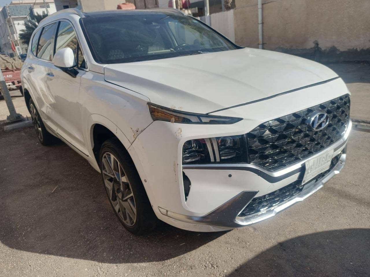سنتافيا موديل ٢٢ رقم بغداد بااسمي فول مواصفات حادثها جاملغ وباب السايق ت ***********مكاني الكوت
