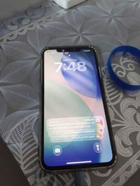 ايفون 11 برو ماكس • ١٢٨ • بطارية ٧٠%