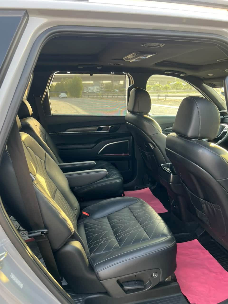 ‎كيا تيلورايد فول الفول  / اكس لاين (2024)🤍🔥
الفئة: PRESTIGE X-LINE
🚘 وارد امريكي
سياره كفاله عامه من صبغ بارد تبديل 
حادثه نسبه غرق وشغاله من امريكا 
نسبه 20 بل ميه 
 فول مواصفات 1/1 (أعلى مواصفات 
🏁عداد المسافه 14mi
✨ فتحتين سقف بانوراما 
كامرات محيطيه فول كامرات 
🪞 مرايا شفط🔁 مرايا إشارات
🔥❄️ كشنات أمامية تدفئة وتبريد
🔥❄️ كشنات خلفية تدفئة وتبريد
👑 كشنات منفصلة VIP
🚀 تشغيل عن بعد
📡 رادار أمامي
📡 رادار جانبي
💡 لايتات LED زنون
🌤️ لايتات نهارية LED
📟 حساسات أمامية وخلفية
🎛️ هزاز ستيرن
🖥️ داتا شو أمامي (HUD)
💆‍♂️ مساج كشن السايق
🌈 إضاءة داخلية ليزرية
🎥 كاميرات 360 درجة
👁️‍🗨️ نظام النقطة العمياء
🛣️ تحذير مغادرة المسار
🧠 مثبت سرعة متكيف
🛑 مانع تصادم
🧳 باب خلفي كهرباء
💺 ميموري كشنات
🔊 نظام صوتي فاخر
       
السعر295$ وبيه مجال 
مكان السياره بغداد حي الجامعه 
☎️ ***********
