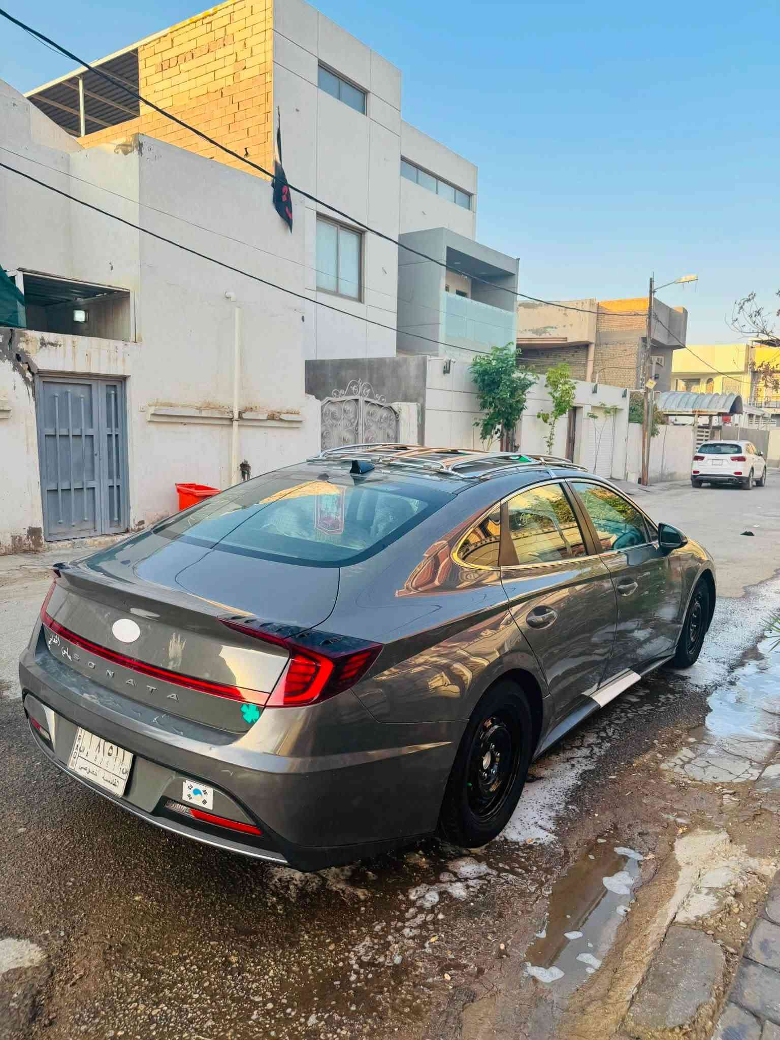 سلام عليكم
للبيع او مراوس حسب القناعه 
سوناته سمنتي 
م 2020
بأمريكا بيها جاملغ مبدل 
هنا بيها رشات ابيع اربع قطع
 كله ليبل واحد 
شواصي لغود حوض كفاله 
مكينه 2500 المرغوب 
بيها منضومه غاز  حكوميه 
رقم قادسيه 
السياره حلوه ومتعوب عليها 
السعر (130) وبيها مجال 
عليها غرامات ينزلن من سعرها 
المكان النجف الكوفه 
للتواصل ***********
