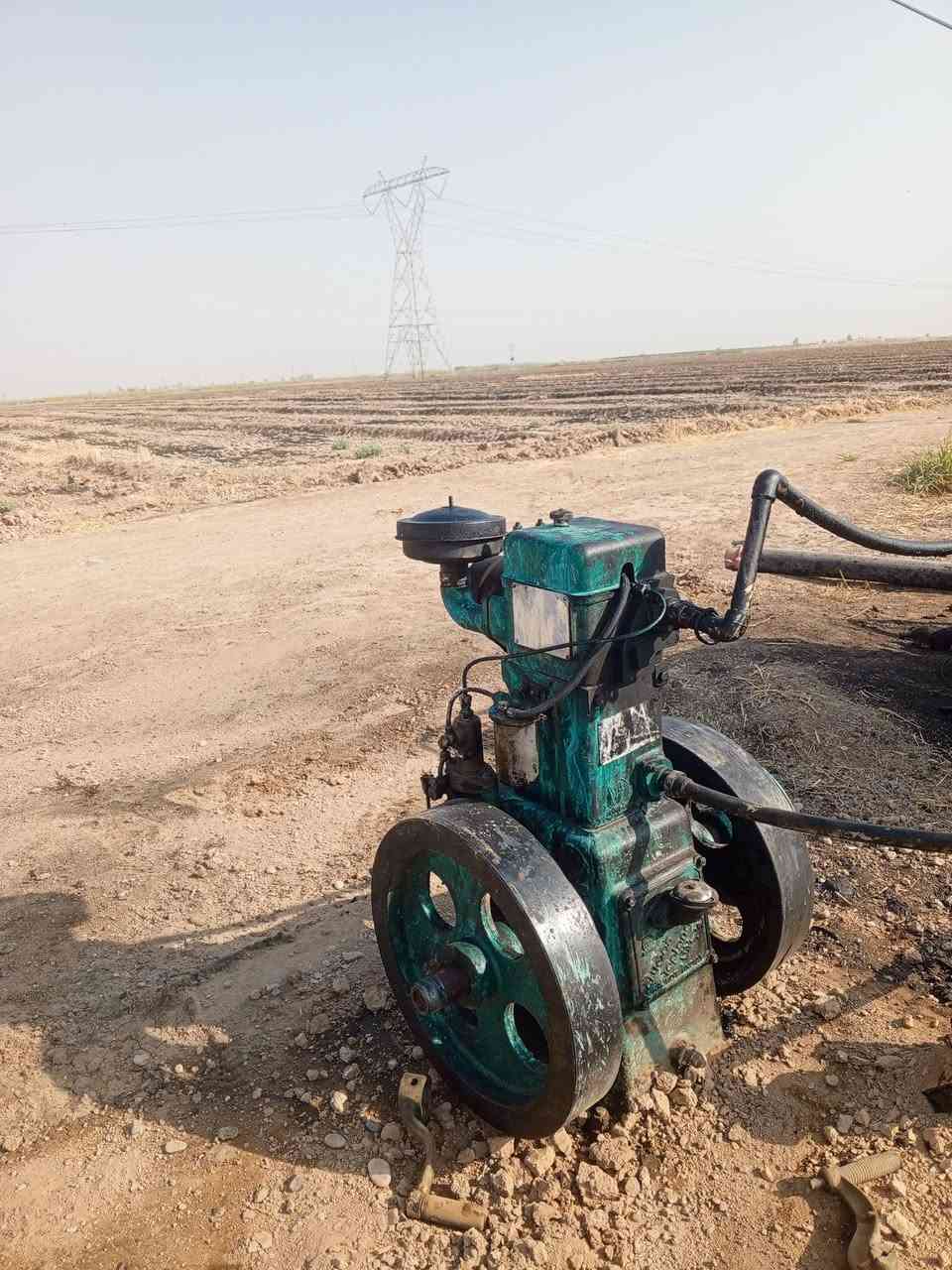 لستر حجم 8 للبيع كلو شركه ما مفتوح شغال هندر واحد للبيع السعر 450 اوبي مجال الاتصال على هاذا الرقم ***********
