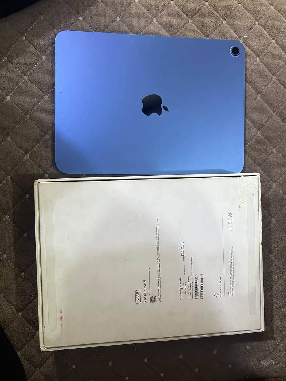 لا توجد تفاصيل

نص مكتوب في الصور:
- حول
- الاسم
- اسم الطراز
- رقم الطراز
- الرقم التسلسلي
- iPad (2)
- iPad (A16)
- iPadOS iPad
- MD4A4HN/A
- JFVT3WJGHO
- الأغاني
- الفيديوهات
- الصور
- التطبيقات
- السعة
- متوفرة
- ٣
- ٢٤
- ١٢٨ غ.ب.
- ١٠,٧٥ غ.ب.
- تحديث ٣:١٩ م الثلاثاء ٢٧ أيلول
- يوجد تحديث للبرامج
- بحث
- إعدادات ومميزات أخرى
- SAF
- Wi-Fi
- Bluetooth
- VPN
- البطارية
- عام
- تسهيلات الاستخدام
- البحث
- الشاشة الرئيسية ومكتبة التطبيقات
- الكاميرا
- نمط الطيران
- غير متصل