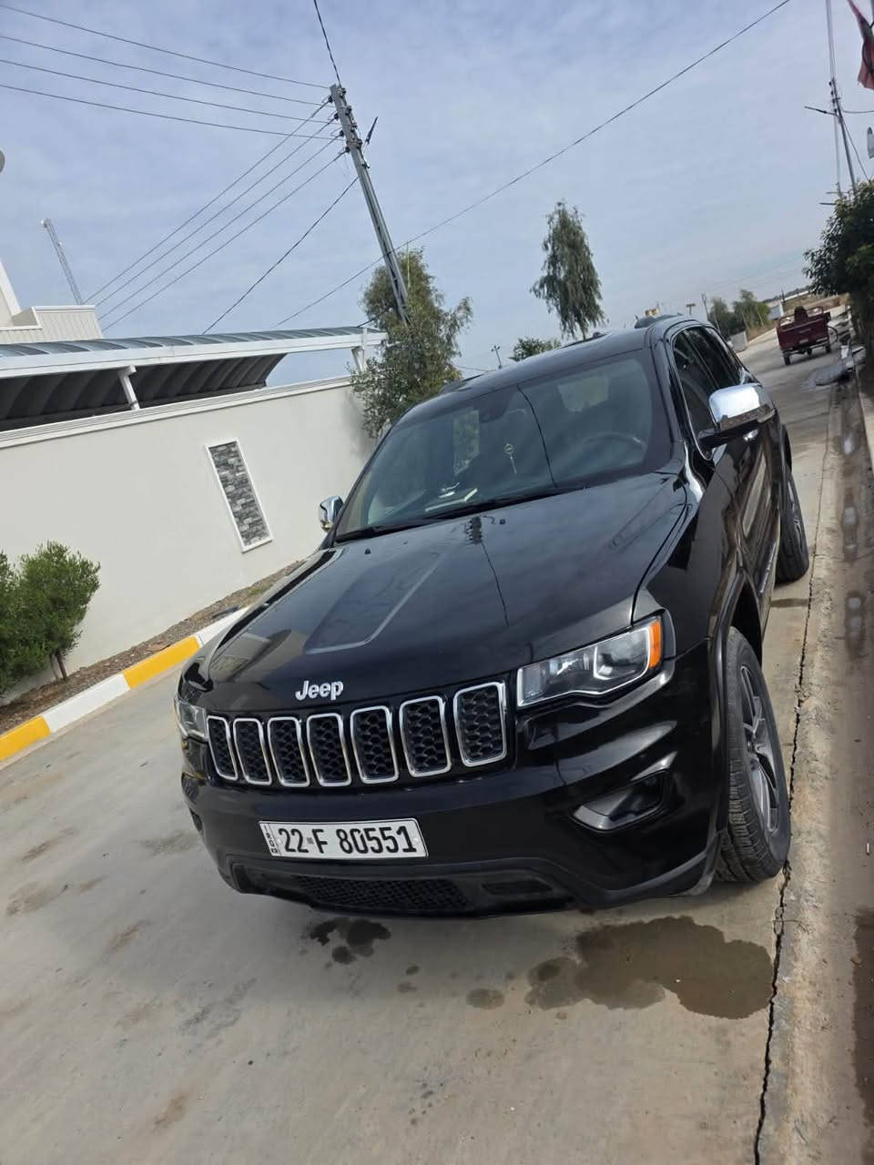 جيب شيروكي 2021وارد امريكي السعر240 وبيها مجال فول مواصفات فئة لمتد بانوراما كشنات جلد كهربائيه تشغيل عن بعد خزن ميموري شاشه كامره دواره جنطه كهربائيه إشاره بلمري حساسات محرك V6. 3600 تبريد خلفي محرك وكير وتبريد وحداديه مكفولات ماشيه 84 تخم تاير جديد وارد امريكي حادثها چاملغ شويه من البنيد  كلير بدون دواخل والباقي كفاله عامه ضربه وصبغ وتبديل رقم اربيل انكليزي 
***********
