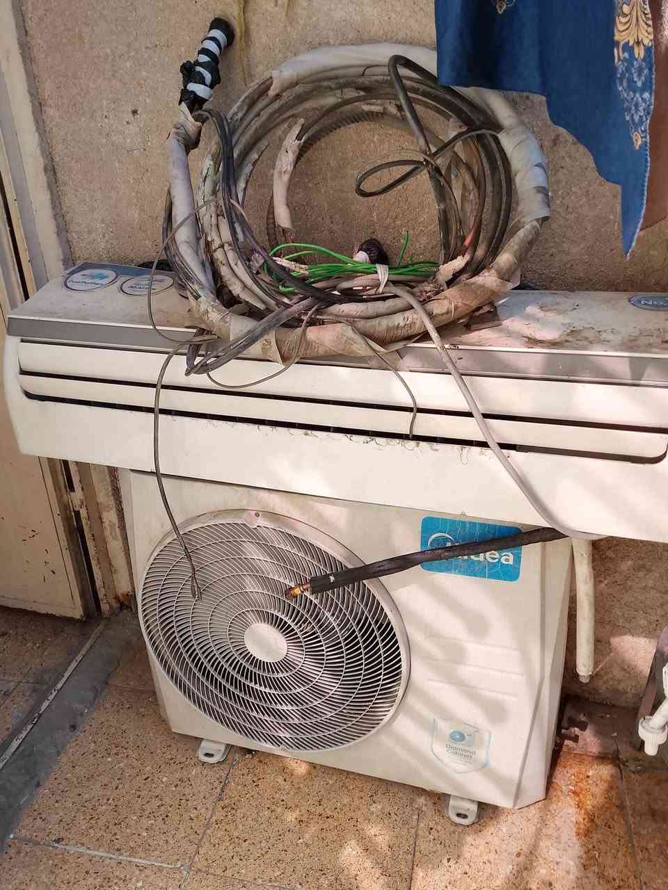 سلام عليكم سبلت ميدا 2طن ستخدام قليل لبيع مكاني بغداد البلديات السعر 400وبي مجال ***********علي
