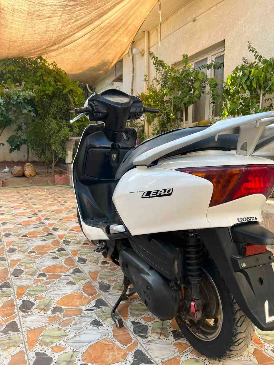 سلام عليكم دراجه ليدي مفتوحه اول فتحه نضيفه السعر 800 الف والتفاصيل على الرقم ***********
