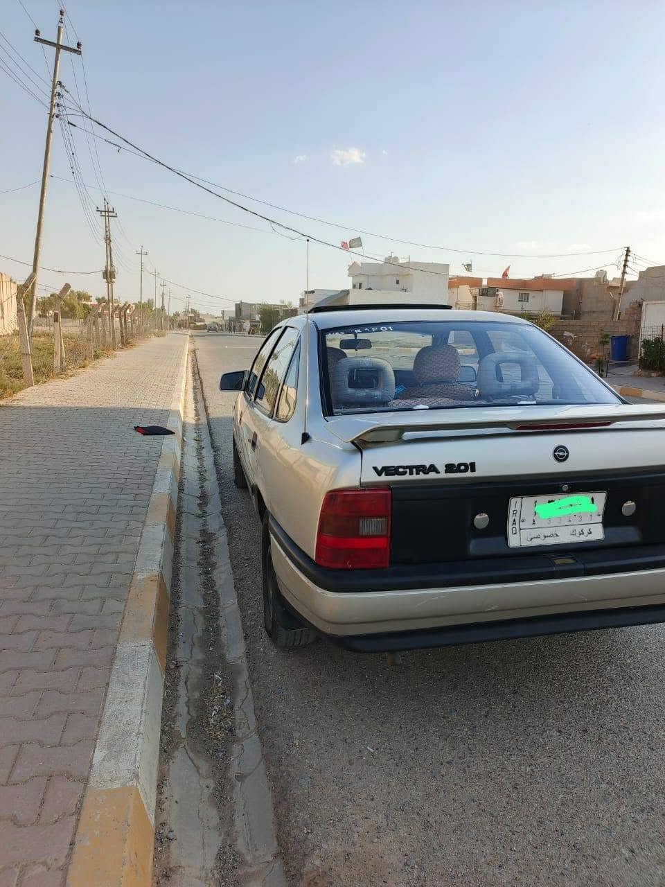 سلام عليكم اوپل فكترا للبيع موديل 92 مشروع وطني  محرك 20 سنويه ل 29 بأسمي السياره بلاد بدون صبغ سنتر لوك اربعه تايرات دسك . محرك لاصرف ولابخار گير جديد مكان داقوق إمام الهوى الاتصال على الرقم ***********
