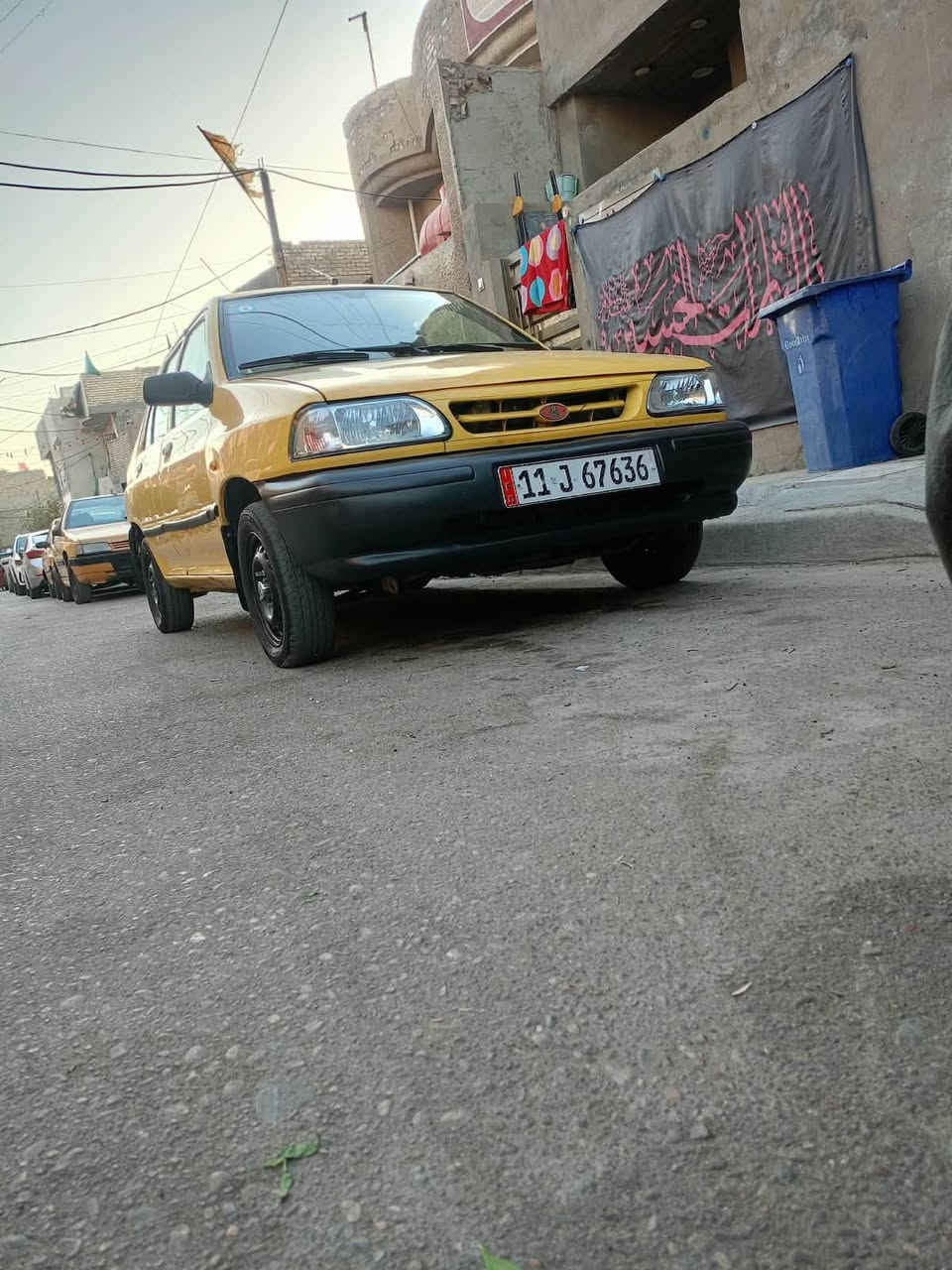 السلام عليكم سايبه مديل 2017  سياره نضيف مال موضف الله شاهد سياره ممتعوبه كير مكينه مكفوله سياره بلاديه مبينه يمك بل صور تبريد ثلج دواخل مدوشمه وكامله الف ما اذب عليه وبل عافيه عله الياخذه مكاني بغداد الشعب السعر 36 وبيه مجال بسيط جداً خاص ما متواجد  رقم  ***********
