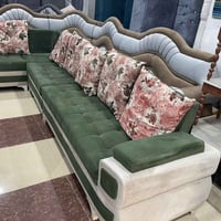 ديوان عراقي • ٧م ١١مقعد • نضيف