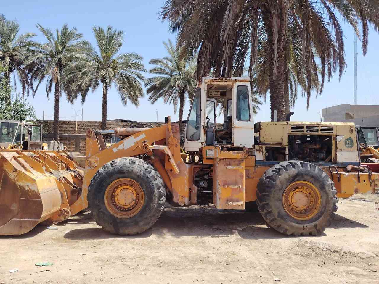 سلام عليكم للبيع شفل كاوسكي حجم 85 كير وبمات اكسنات شرط مامفتوحات مكينه جاهزه للعمل رقم ألماني بابل بسمنه سعره 105 وبيه مجال رقم الهاتف ***********
