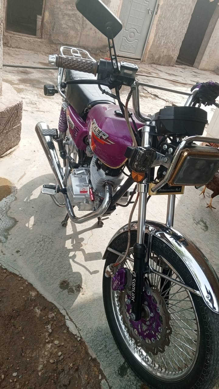 تايكر • موديل ٢٥ • تريك