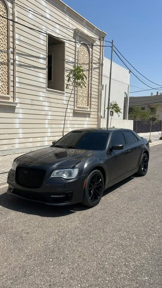 اوباما ادوات. محرك 3600 بدون كصه بدون حادث حادثها فقط الدعاميه
السياره جديده ونضيفه كلش موديل 16 مستعجل ع بيعتها لان محتاج. ولسعر هم اقل من السوك 88 ورقه وبيها مجال بسيط كلششش. بدون ارقام شلع ابيعلك  واتساب ***********
