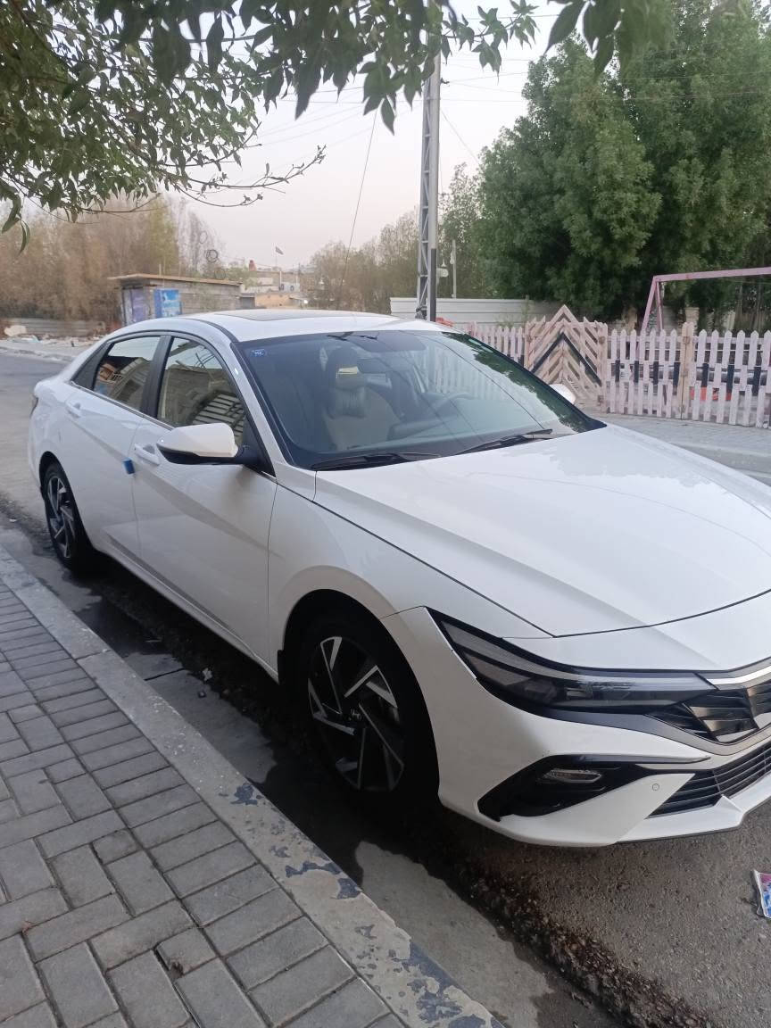 النترا 2024خليجي مواصفات فول كفاله عامه محرك 2000 دوش ماشيه 50الف بصمه فتحه سقف تحكم استيرن اشاره ترحيب تشغيل عن بعد سعر 185  .... *********** البصرة, العراق
