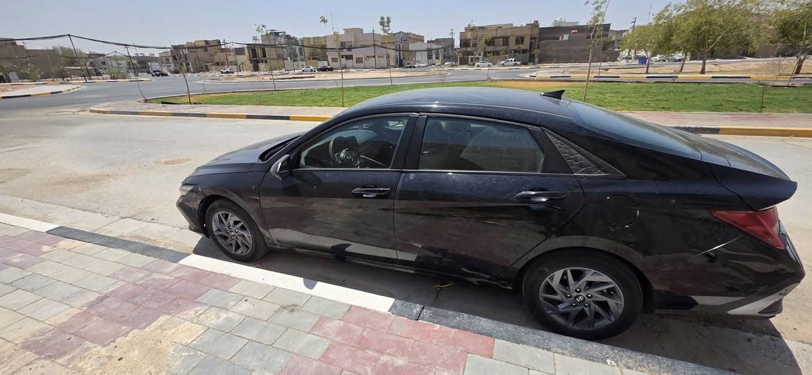 السلام عليكم
للبيع النترا 2024 رقم بغداد بأسمي حادثها جاملغ وشوية من البنيد وشوية باب السائق وبيهه بارد شوية بالجاملغ الخلفي وبالتحميل صار بيهه ترويج بسيط بالقمارة  فول مواصفات عدا الفتحة لايت لد شاشة متصلة جبيرة لمس تحكم ستيرن جهتين وتحديد مسار وتنبيه الخروج عن المسار بصمه رادارات امامي وجانبي تشغيل عن بعد وكذلك الجامات فتح عن بعد وتحديد مسار مرايات كهرباء ونقطة عمياء ماشية ٤٤ الف كيلو فقط السعر 140 مكانها كربلاء ***********
