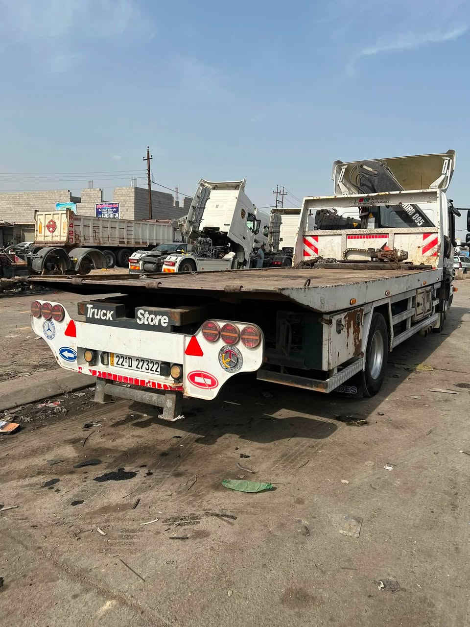 سلام عليكم
للبيع بدى نزال 
طوول ٦١٥
عرض٢٥٠
٣جكات بدى نضيف شغل كاوه حداد 
سعر ٧٠ مكان كركوك
***********
***********

