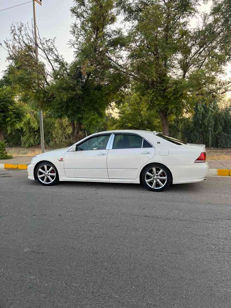 شاهینە سپۆڕت بڕاوە   سعری 53گەڵا
شاهینە سپۆڕت 182
گەورە بەگەورە. 2005
3دوگمە ناو ڕەش 
بڕاوە.   کۆدی هەیە 
نمونە لەجوانی 
کامل مەسرە کراوە 
تەبریت ساردوو گەرم 
جامی هەڵگیراوە 
بێ چاڵوو شوخت 
لایت لێگز
پێشوو دوا حاسە 
4تایە ویلئ دنگەی لۆکی لەسەرە 
تەقەو رەقەی بەشەرت 
داعموو لێدراو قرچ بەشەرت 
کەڤەروو سەقفوو شەنسی بەشەرت 
گێڕوو مەکینەی بە شەرتی فیتەر 
***********
شوێن هەڵەبجەی شەید 
سعری. 53گەڵا📌🖤
