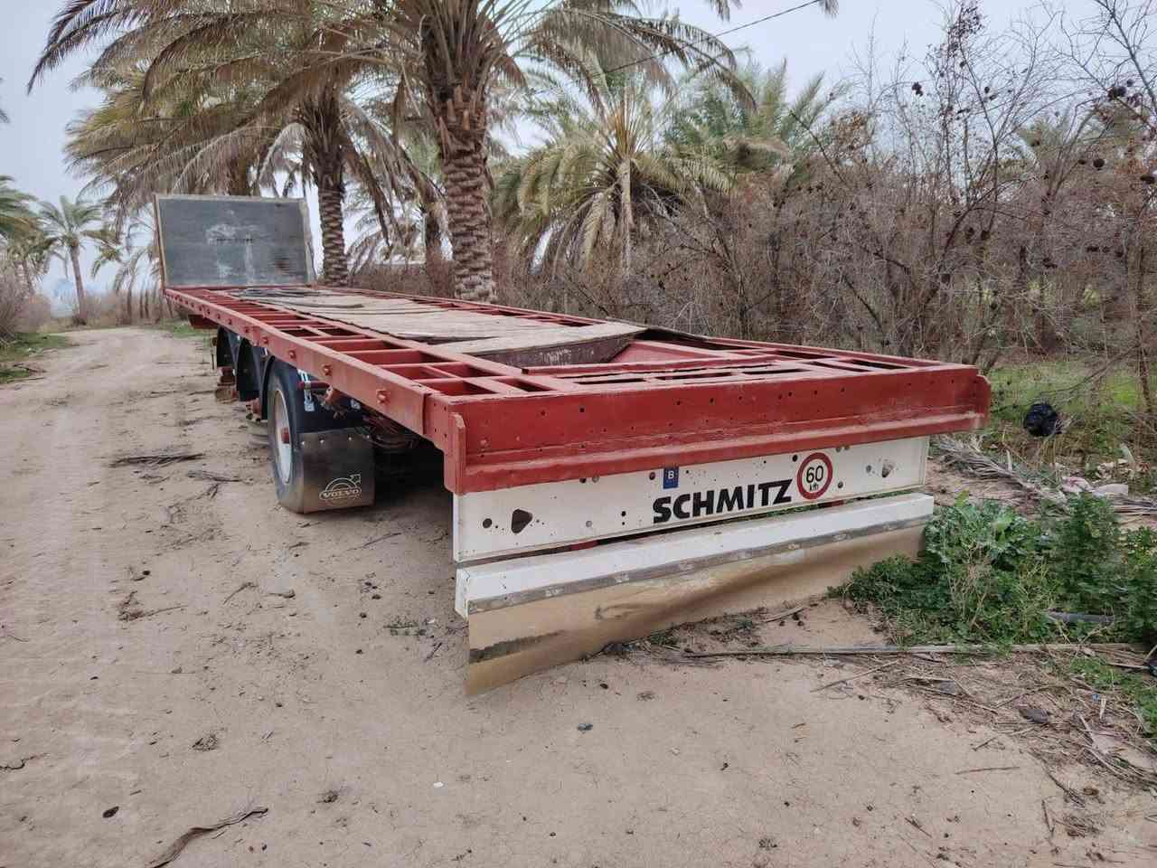 فولفو ٢٠٠٦ نساف معاه عربانه صطحيه فلات رتايدر مكفوله السعر *********** /*********** /وتساب
