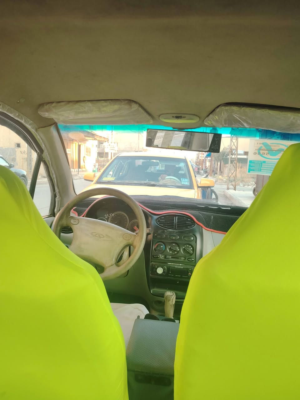 االسلام عليكم عندي سياره كوكو للبيع كير ومكينة شرط  طخم الورا والكدام جديد وطخم تايات جديد سياره شرط التحويل والوكاله سنويه لل 2030 كاربون بانزين بيها ماستر سياره حزام صبغ بدون حادث سعر السياره 27 ورقة وبيها مجال ***********
***********
