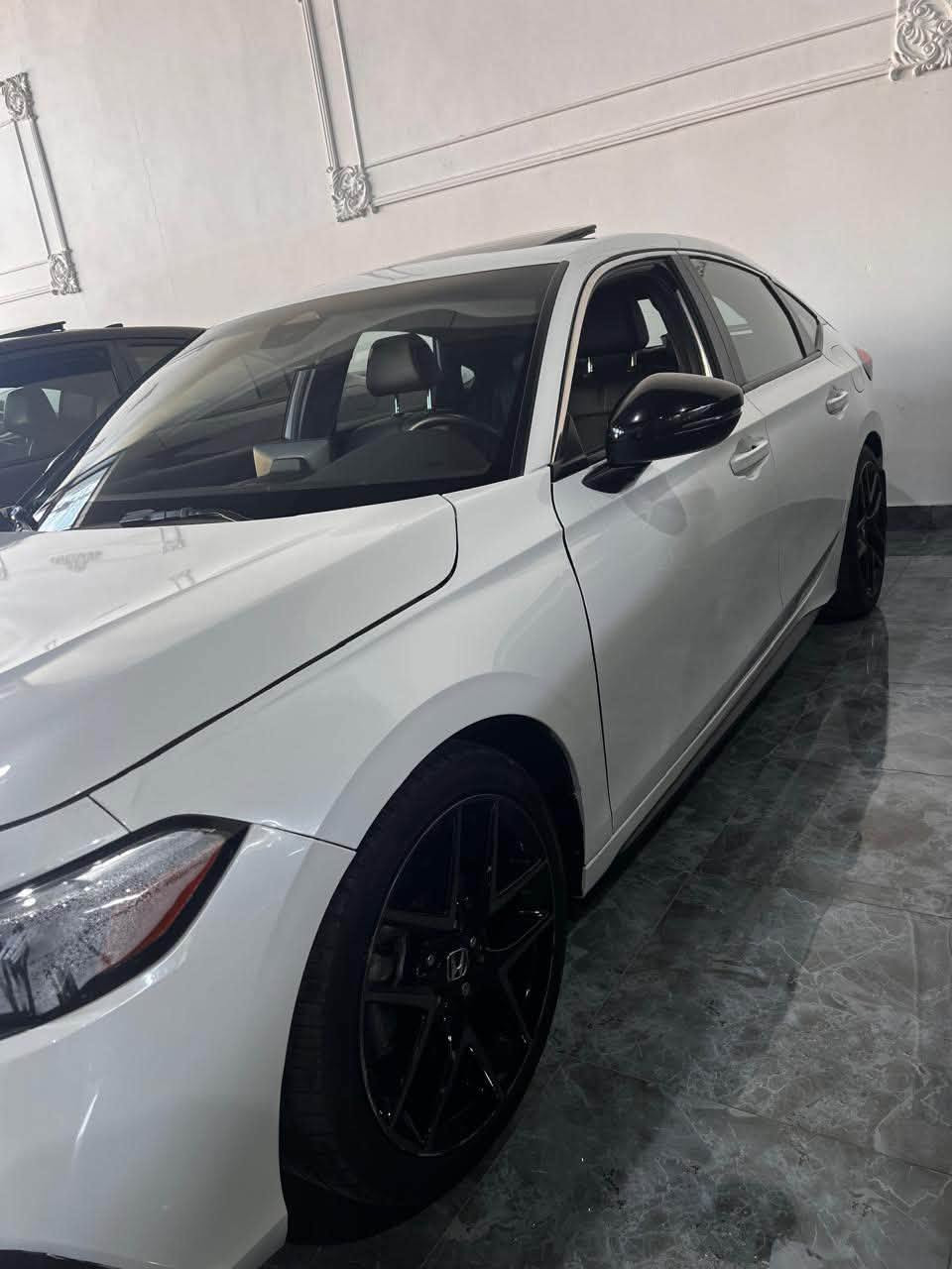🚗 Honda Civic Sport Touring 2024 – أعلى فئة (Touring)
رقم شاسی 19XFL1G8XRE011787

✅ محرك 1.5 تيربو اقتصادي وقوي
✅ کیر عادي (Manual)
✅ فتحة سقف
✅ مقاعد جلد
✅ شاشة لمس كبيرة
✅ نظام صوت Bose
✅ عدادات رقمية
✅ شاحن لاسلكي
✅ تشغيل بصمة (Smart Key)
✅ كاميرا خلفية وحساسات
✅ أنظمة السلامة Honda Sensing
✅ جنوط رياضية
✅ إنارة LED أمامية وخلفية
✅ سيارة كلش اقتصادية بالوقود

🔹 السيارة دخول جديد
🔹 الضرر كان الجاملخ الخلفي الأيمن والأيسر والبنيد فقط، صبغ بدون دواخل
🔹 الشاصي والدواخل سليمة
🔹 تگدر تترقم إقليم
🔹 السيارة موجودة في دهوك

📞 للمزيد من المعلومات:
***********
***********
