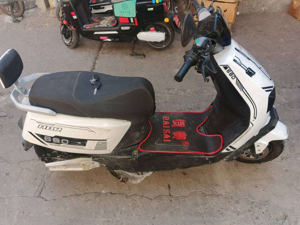 موطورشحن اللبيع 6 بطاريات كلوشرط على فحص شرط مواصفات معروف السعر 450/بيها مجال موصل ايسر اتصل ودالل ***********//موصل ايسر
***********//موصل ايسر 
موطورشحن اللبيع 6 بطاريات كلوشرط على فحص شرط مواصفات معروف السعر 450/بيها مجال موصل ايسر اتصل ودالل ***********//موصل ايسر
