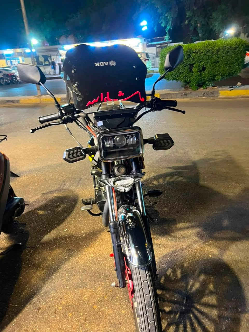 سلام عليكم دراجه سوني مديل ٢٠٢٥ دراجه صارله شهرين من طالعه من الشركه دراجه مكينه ممفتوحه نضيفه كليش ابدله كفراته وكفراته القديمه موجوده السعر ٨٠٠ وبيه مجال العنوان العضميه رقمي ***********
