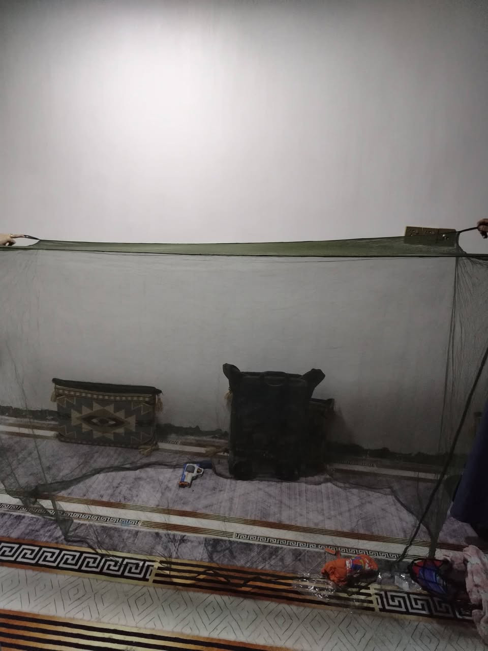 مواد أوروبية • توصيل • واتساب