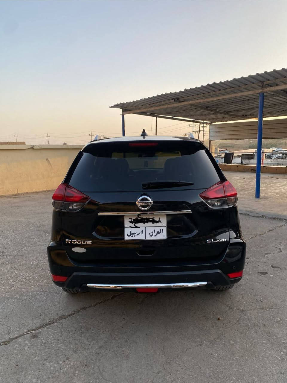 نيسان روج أمريكي موديل  2019 SL AWD  فول مواصفات نص جملخ خلفي صبغ شبره جنطه  سعر 147 مجال  بدون داخل مكان سيارة عقره تلفون ***********
