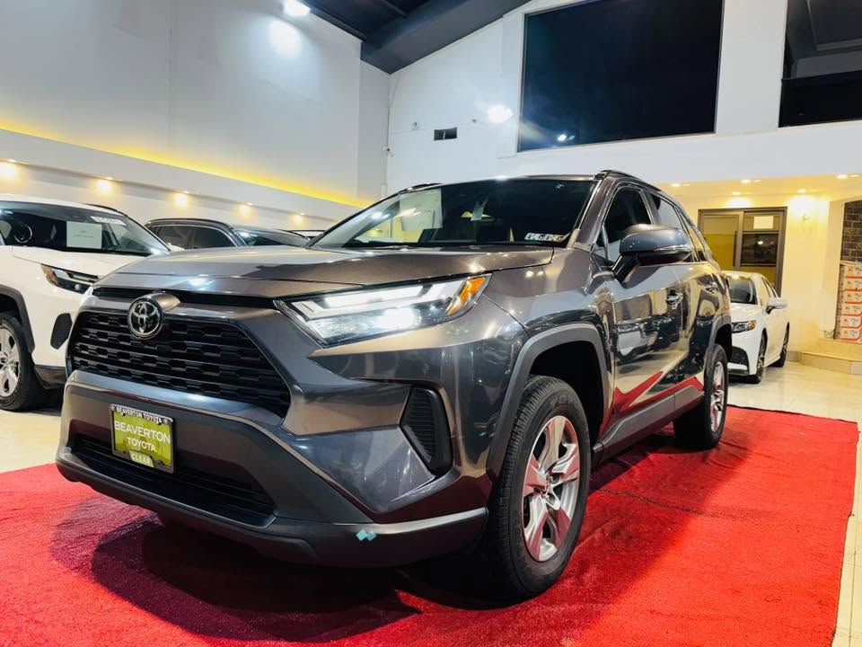 Toyota RAV42024  XLE 
اللون . نفطي #كاتي تترقم شمال 

عداد المسافات28الف   ميل  mile
حجم المحرك 4 سلندر (2.5L) 

المواصفات :
كشنات.  قماش 
بصمة ابواب
تشغيل عن بعد 
بصمة تشغيل 
رادار أمامي(تحديد مسار)
رادار جانبي (نقاط عمياء)
رادار خلفي(التحذير من الاصطدام)
تحكم وضعيات القيادة Drive Modes 
اوتو ستارت (Auto start)
اوتو ستوب(Auto Stop)
هاند بريك بصمة
اوتو هولد(Auto Hold)
تحكم وضعيات القيادة ECO,NORMAL,SPORT
مانع انزلاق+ABS
حساسات خلفية+كاميرا
تحكمات استيرن
تبريد قطعتين 
وبقية مواصفات XLE المعروفة
الضرر كما موضح بالصور: 
بدون ايرباك
#السعر 240$. 
العنوان كركوك
 
 معرض هشام الحمداني لتجارة السيارات 

للاستفسار الاتصال بالرقم 
***********
                                                        ***********
***********
