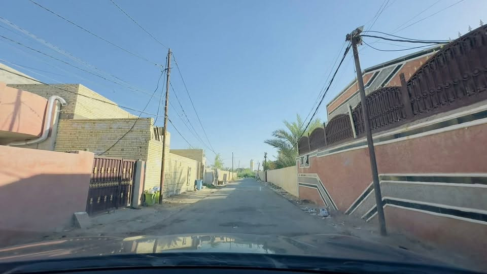 السلام عليكم
يوجود قطعة  ارض للبيع 
المساحة 300
الواجهة 15
النزال 30
بوجود بيهة ماء اسالة وتبليط بلباب 

العنوان منطقة الاصلاح مقابيل حسينية الرسول الأعظم 

الاستفسار. ***********
