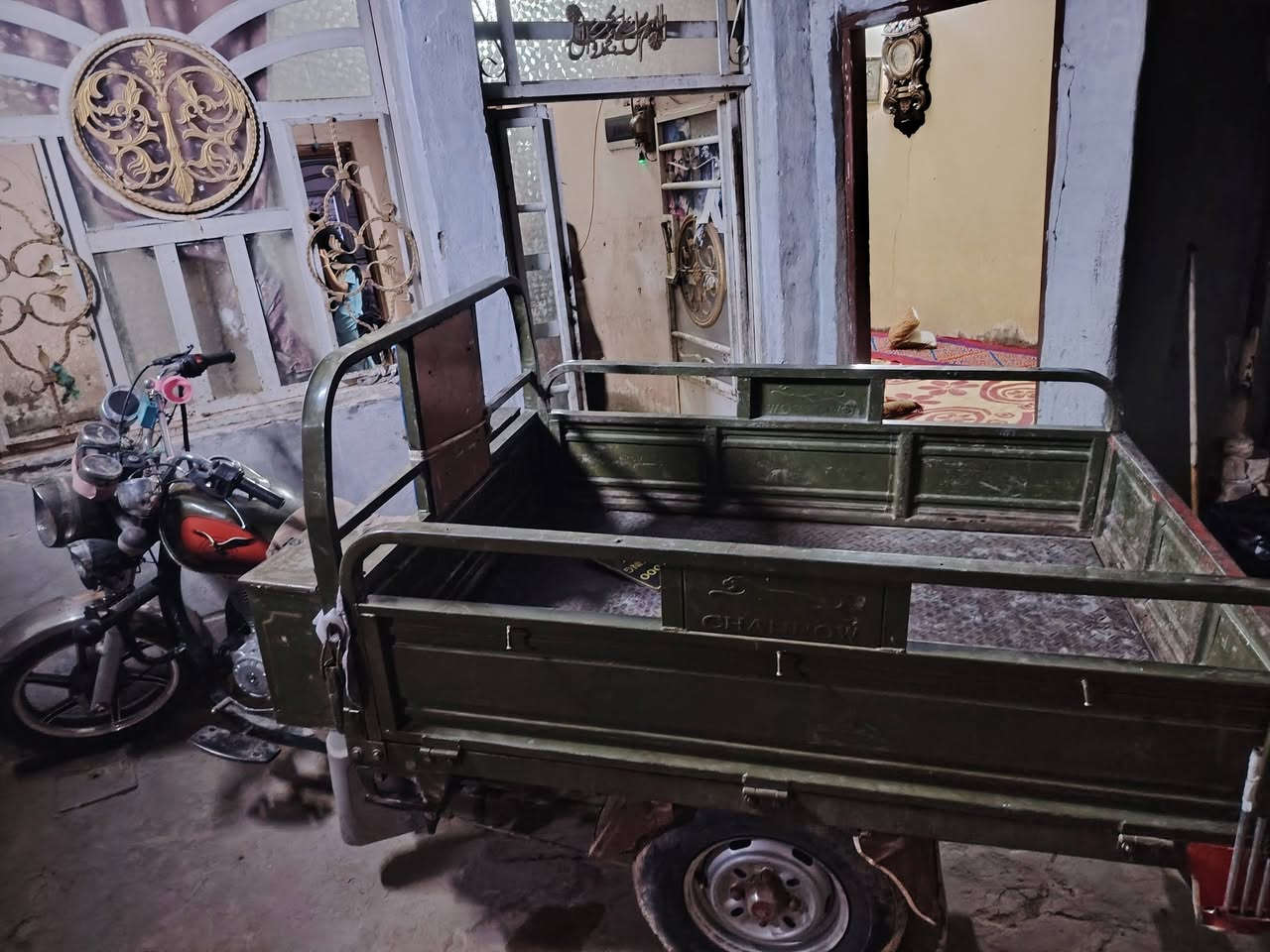 سلام عليكم مرخصت مدير الكروب.. ستوته بتره رقم بسمي سنويه له28ماكان دونيه مديل 21مكينه توني شاده 25 مكفوله كله شغال بيه خياس بل صفحه ميكلف تصليحه السعر مليونين و200وبيه مجال ***********
