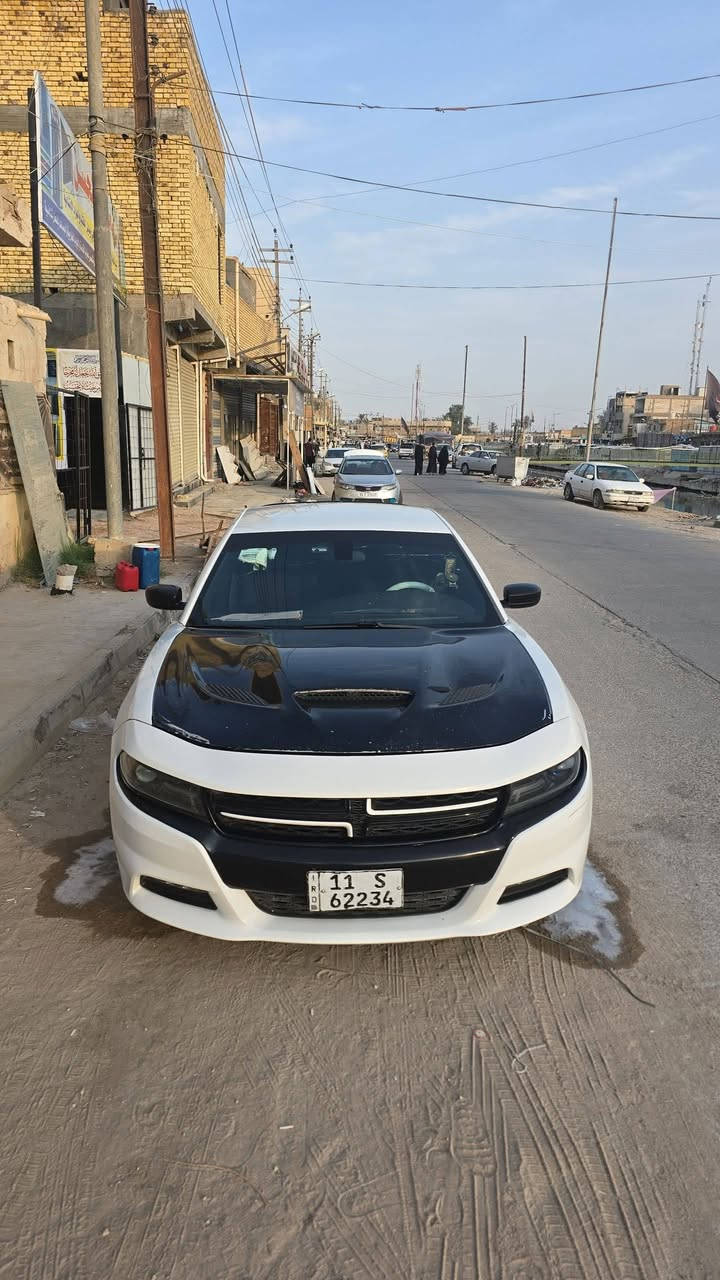 موديل ٢٠٢٠ اصل رقم بغداد بسمي بيهه تبديل بنيد وجنطه مكينه كير حداديه تبريد تخم تاير السعر ٢١٠ وبيهه مجال مكاني ناصريه ***********
