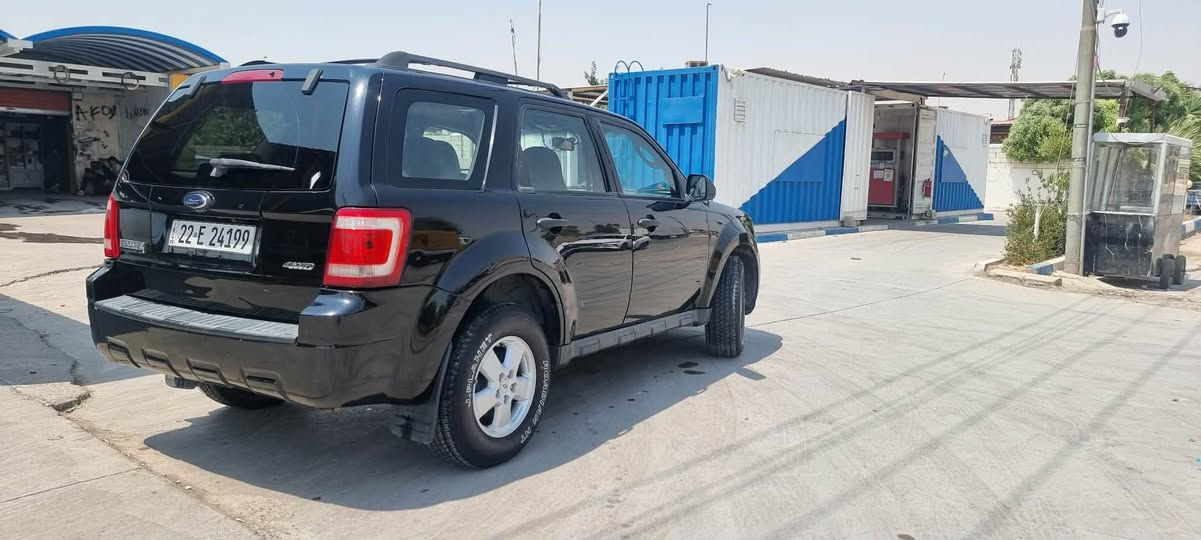 سلام علیکم 
فۆرد سکیپ ۲٠٠۹
6 پستۆن دەبڵ ئەکسل
سلایت
یەک پارچە تەنها بۆنیت بێ دەعم پشت و پێش کەپس
تحویل گێر مەکینە تەبرید بەشەرت
سعری زۆر مناسبە تەنها ۸۷ وەرەقە

*********** أربيل, العراق
