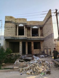 خلفه بنا وترميم نعمل بانسب السعار 07718969438