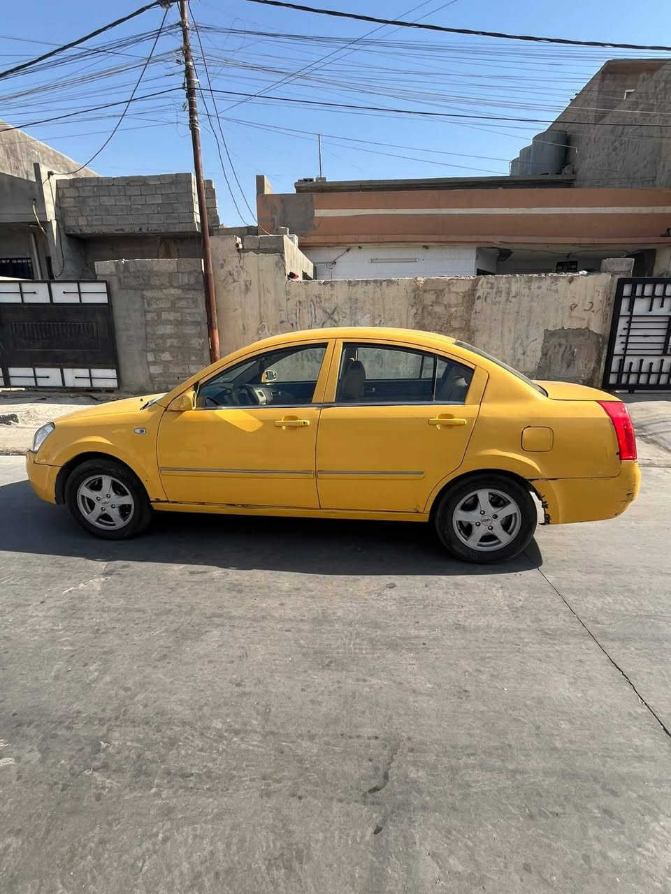 للبيع سياره شيري A5 موديل 13 رقم بغداد السنويه بسمي لغايت 29 بي ضربه جهت السايق  من الخالف السعر 37ورقه بي مجال عنواني كركوك 16اب وهاذا رقمي *********** متواجد عل وتساب تحياتي الكم
