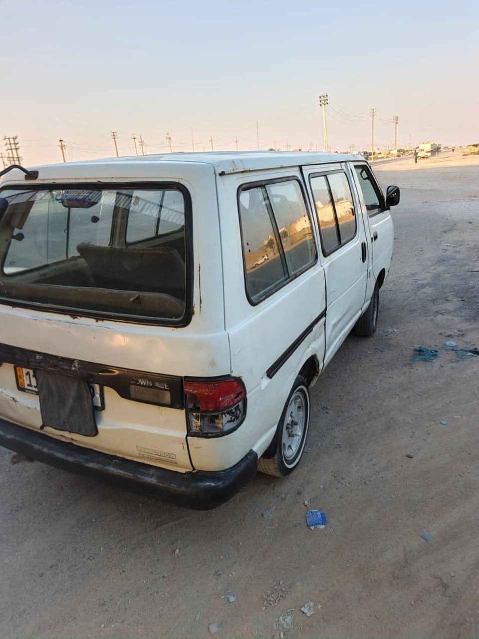سلام عليكم فاره لبيع موديل 94 رقم بغداد نكليزي شرط تحويل سنويه لقايت 30 محرك كير خير  ونجي سته سندر كير وتماتيك خير من الله تخم تاير حداديه جديده كهربايات كله شغاله تبريد بس كبريسر عوزه سياره جاهزه وين ما عجبك طلع بيه  بيع لو مراوس حسب قناعه العنوان كوت هاذه رقم صاحبه بيه وتساب اني كلف بنشر ***********/   ***********
