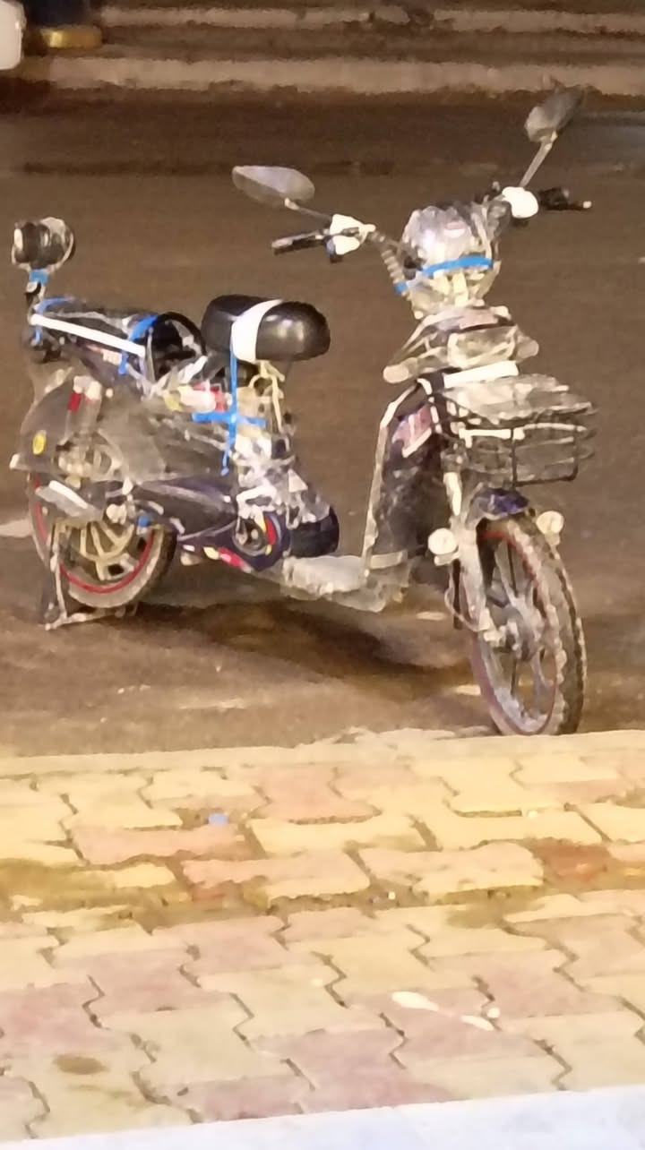 شحن • ٥ بطاريات • موديل ٢٥
