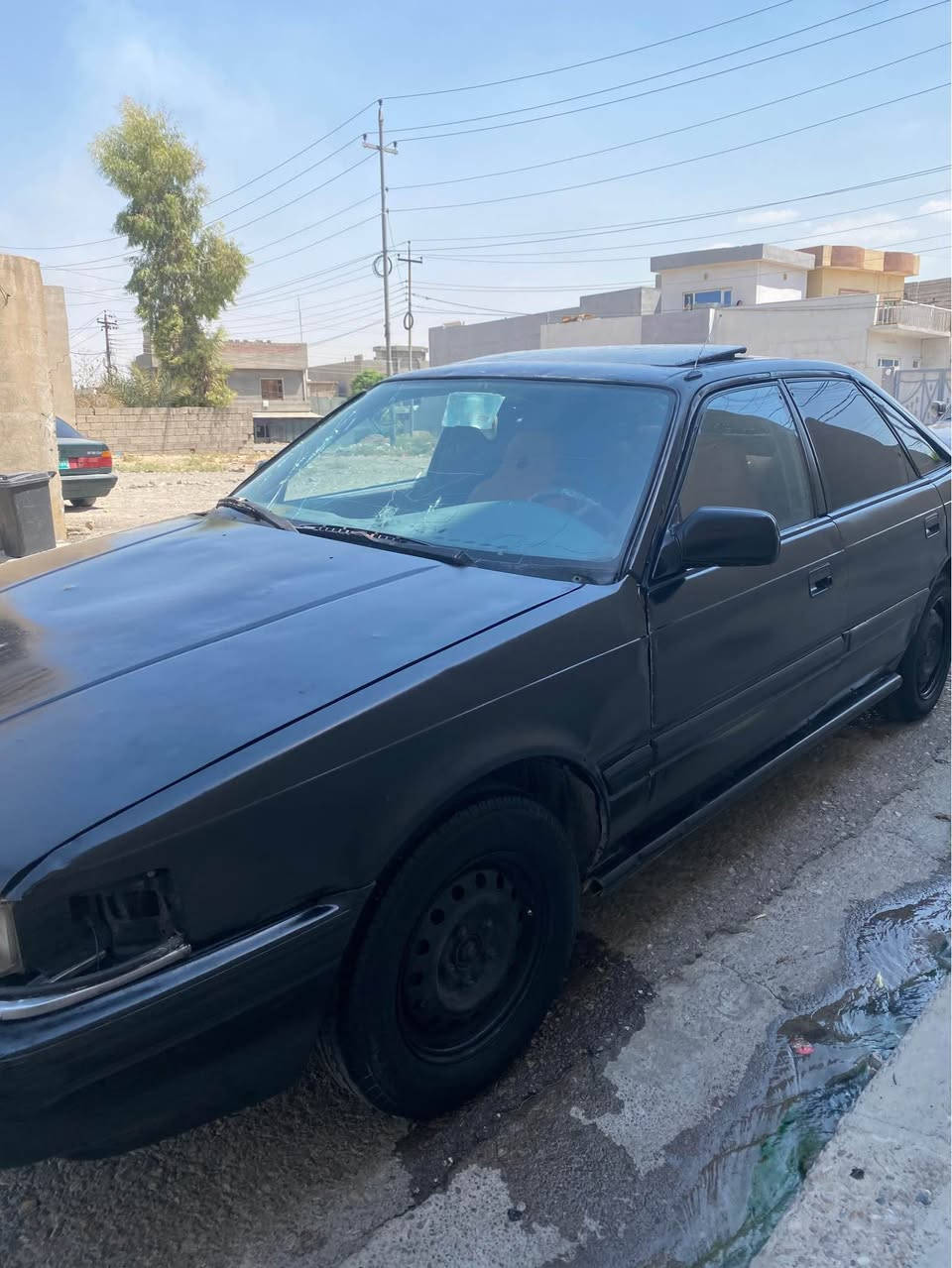 سياره مازده موديل 1992 مةكينه 12 كابريته ده ژه به نزينو سناعه گيرعادي سنوي كه سك ته قورقي نيه كيشي نيه هي ماله سياره كه مال كاسبو فقيره 
شوين هه ولير قه زاي خه بات 
سعربن بلاش 11كمه ك معامله
رق***********فاير واستاب
*********** أربيل, العراق
