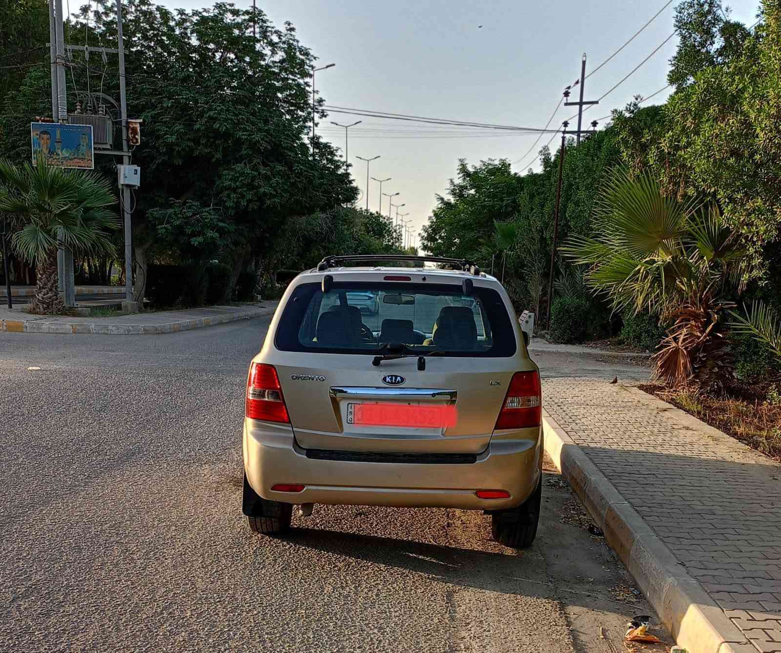 للبيع كيا سورنتو موديل 2007  وارد امريكي
رقم إنكليزي بغداد . سنويه نافذة لغاية 2031 
محرك 6 سلندر . تخم تاير جديد مكينه وگير خير من الله
مصبوغة حزام للجمالية (السياره بأسمي تحويل مباشر)
مكانهه ديوانيه قضاء آل بدير. السعر 68 وبيهه مجال بسيط
للتواصل والاستفسار:  ***********
*  ***********
