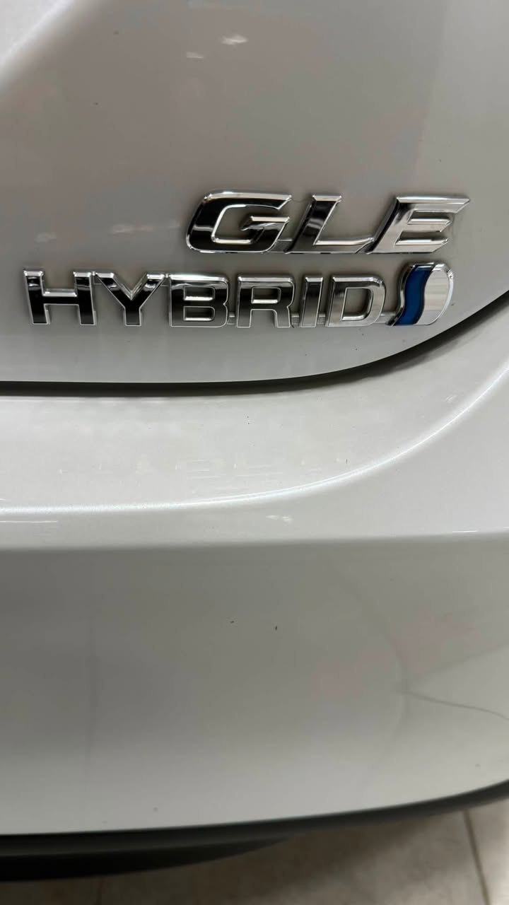 🚘 كامري 2023 GLE هايبرد خليجي للبيع 🚘

✨ موديل 2023
✨ مواصفات GLE
✨ خليجي 🇦🇪
✨ هايبرد
✨ صبغ جاملغ
✨ صبغ باب السايق الأمامي
✨ سيارة مرتبة ونظيفة وجاهزة للاستخدام
🔍 الفحص خير دليل

💰 السعر: 20,000$
🔥 بيه مجال بسيط للشراي

📞 للاستفسار: ***********
📩 راسل الصفحة للمزيد من التفاصيل
