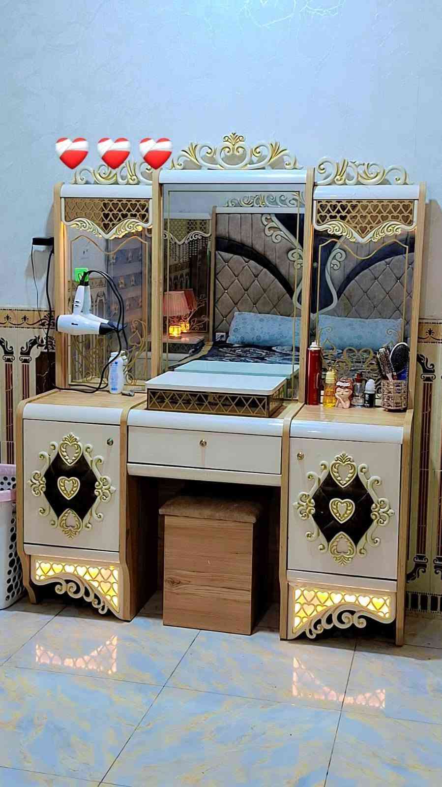 السلام عليكم غرفه تركيه كامله للبيع نضيفه جدٱ السعر 850بي مجال العنوان البصره التنومه التواصل خاص
