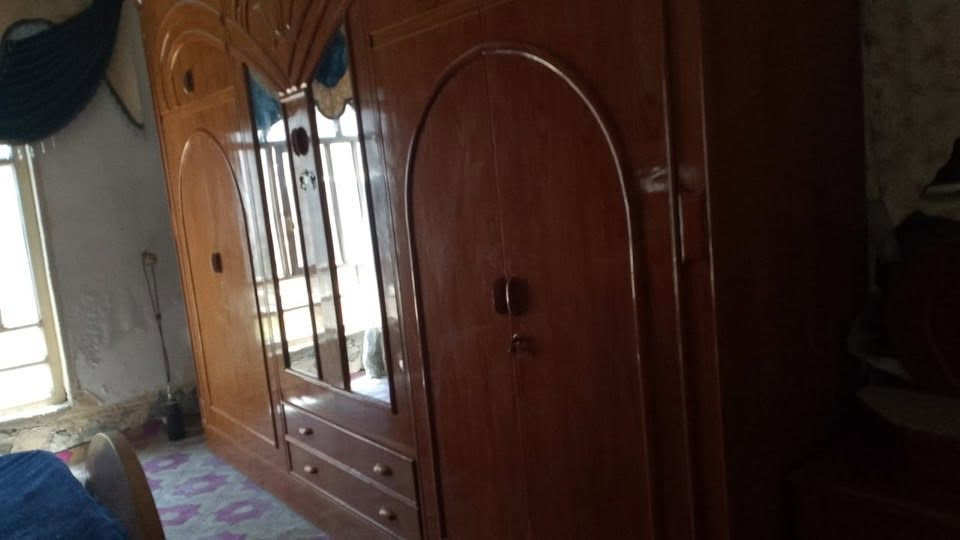 للبيع سعر 1300
***********
المدحتيه
