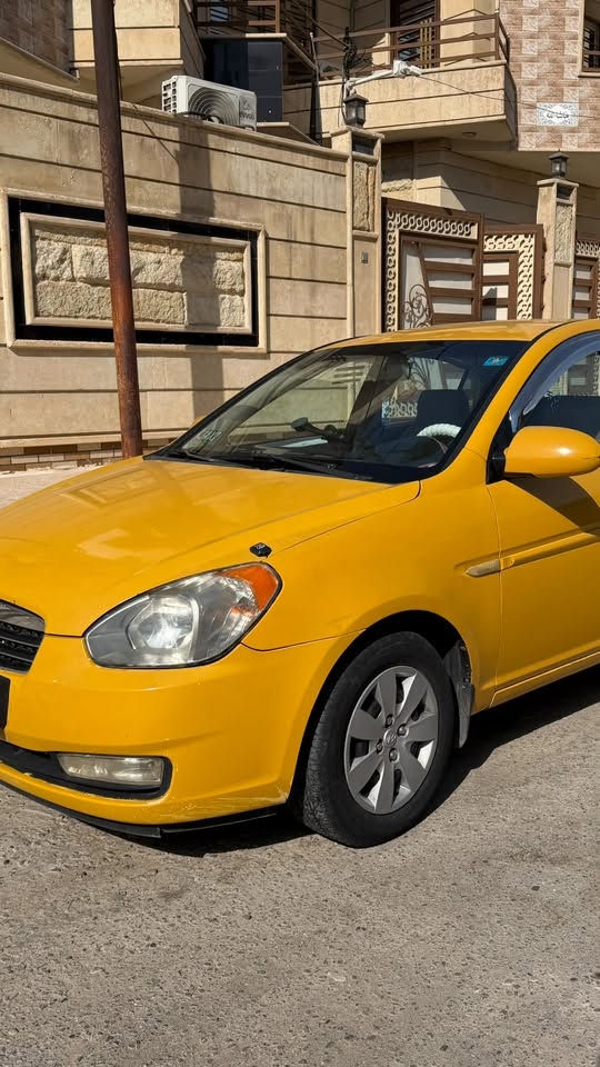 السلام عليكم
هيونداي اكسنت 2007 
كير ومحرك شرط 
تبريد شغال 
رقم بغداد جديد مشروع وطني شرط التحويل 
كابون بنزين 
جديدة ونظيفة كلها شرط 
الضرر بوند فقط تبديل 
بدون دواخل بدون شاصي شرط 
السعر 7500$ قابل للتفاوض 
السيارة حاليا موجودة قرب المعارض 
***********
***********
