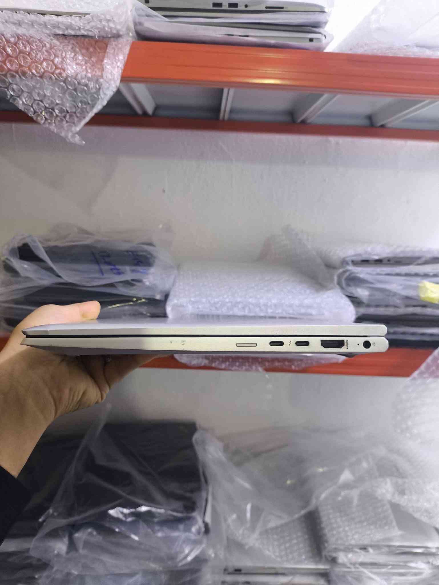 HP 840 G8 • i5 جيل ١١ • رام ٨