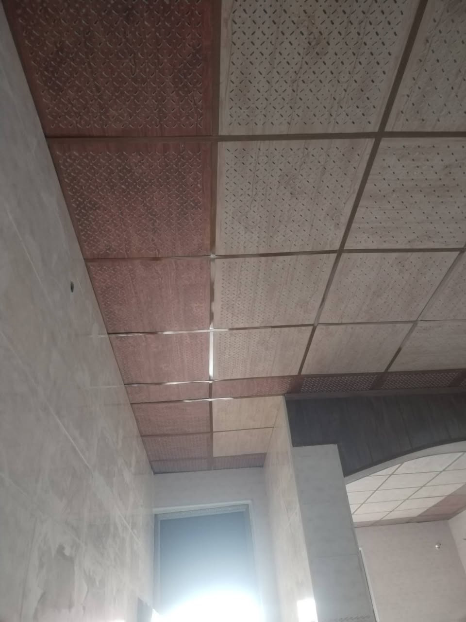 سقوف • تغليف جدران • درجة اولى