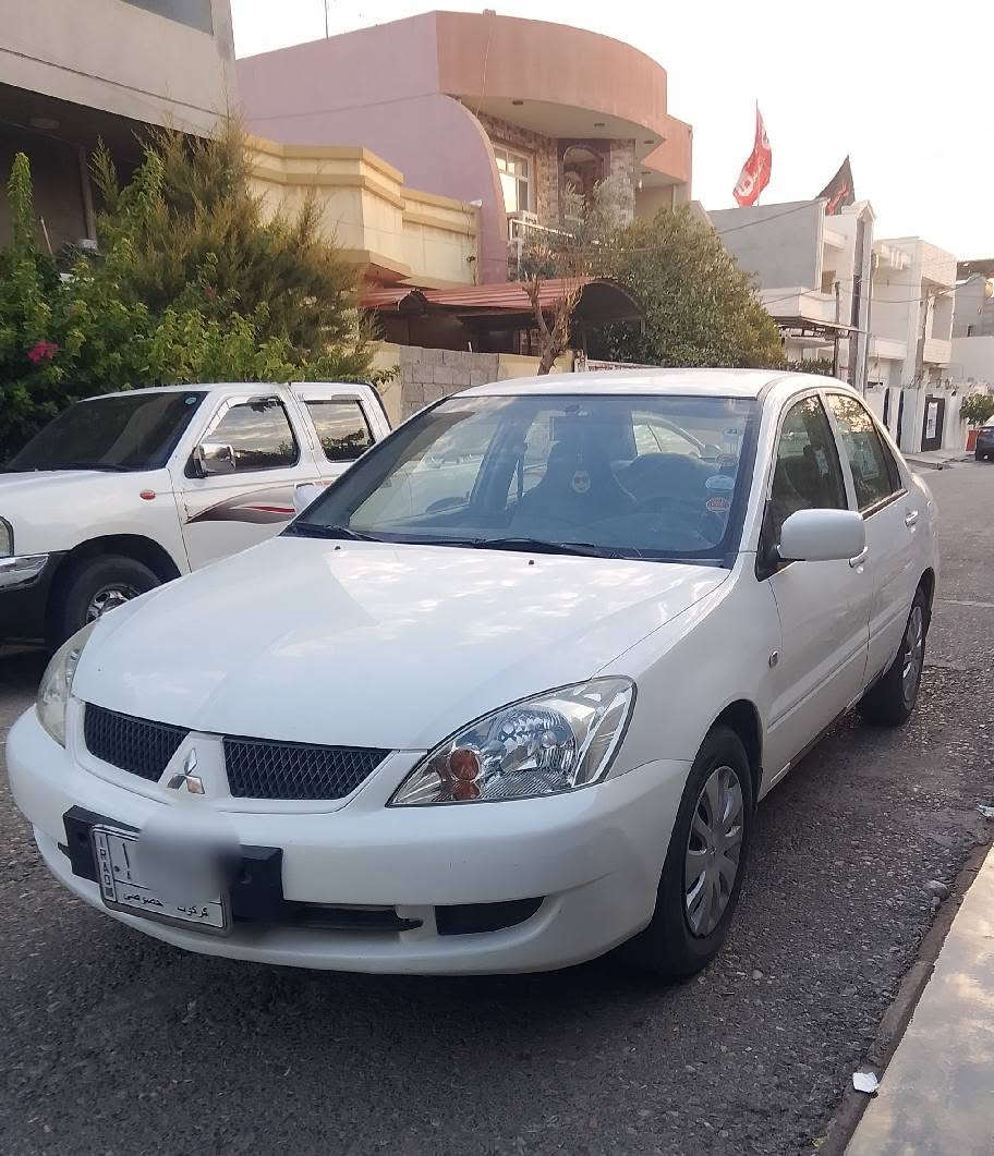 لانسر 2011 للبيع 🚗
​الموديل: 2011
​المحرك: 1.5 L (المرغوب) ⚡
​الكير والمحرك: مكفولات وبأفضل حال (ما بيهن أي عيب) 🛠️
​الضرر والمصبوغ:
​الدوسات مصبوغة.
​20 سنتيم صبغ بالباب (لتوحيد اللون فقط).
​💰 السعر: 90 ورقة 
​📍 المكان: كركوك
​📞 للتواصل والاتصال: ***********
💬 واتساب: متوفر على نفس الرقم كركوك, العراق
