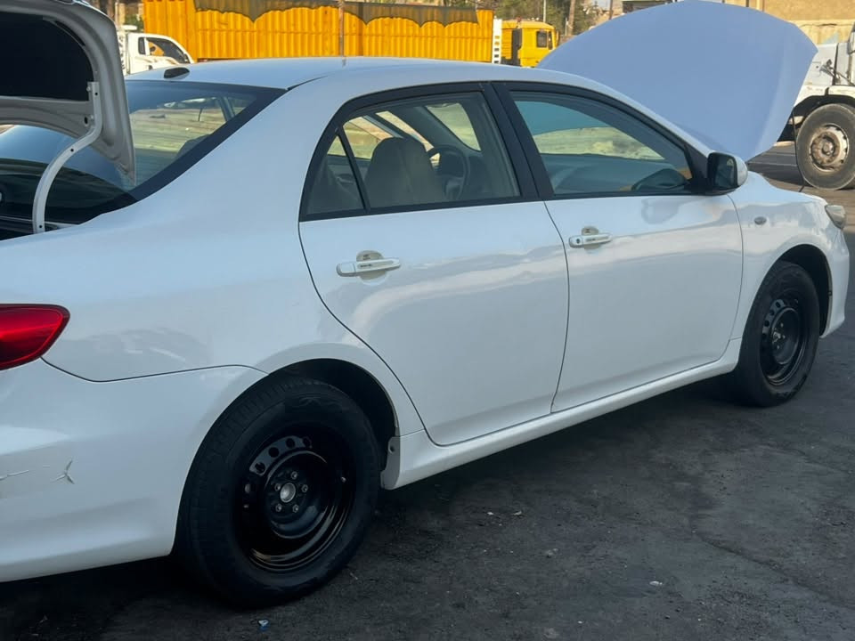 2013 محرك 1800جديد صدر جديد تخم تاير رقم اربيل بدون صبغ مكان سيارة بغداد ***********

