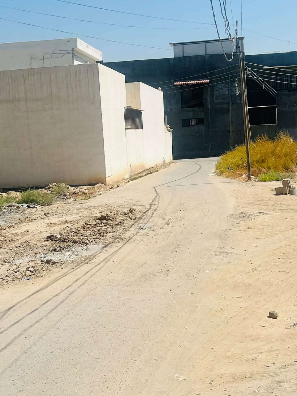 سلام عليكم قطعه ارض للبيع
📍  المدائن حي صحه 1200م 
📝طابو سند 25 تتحول باسمك 
سعر جدا مناسب  ترهم ستثمار 
اتصل ع رقم الهاتف الاستفسار ***********📱📞واتساب

