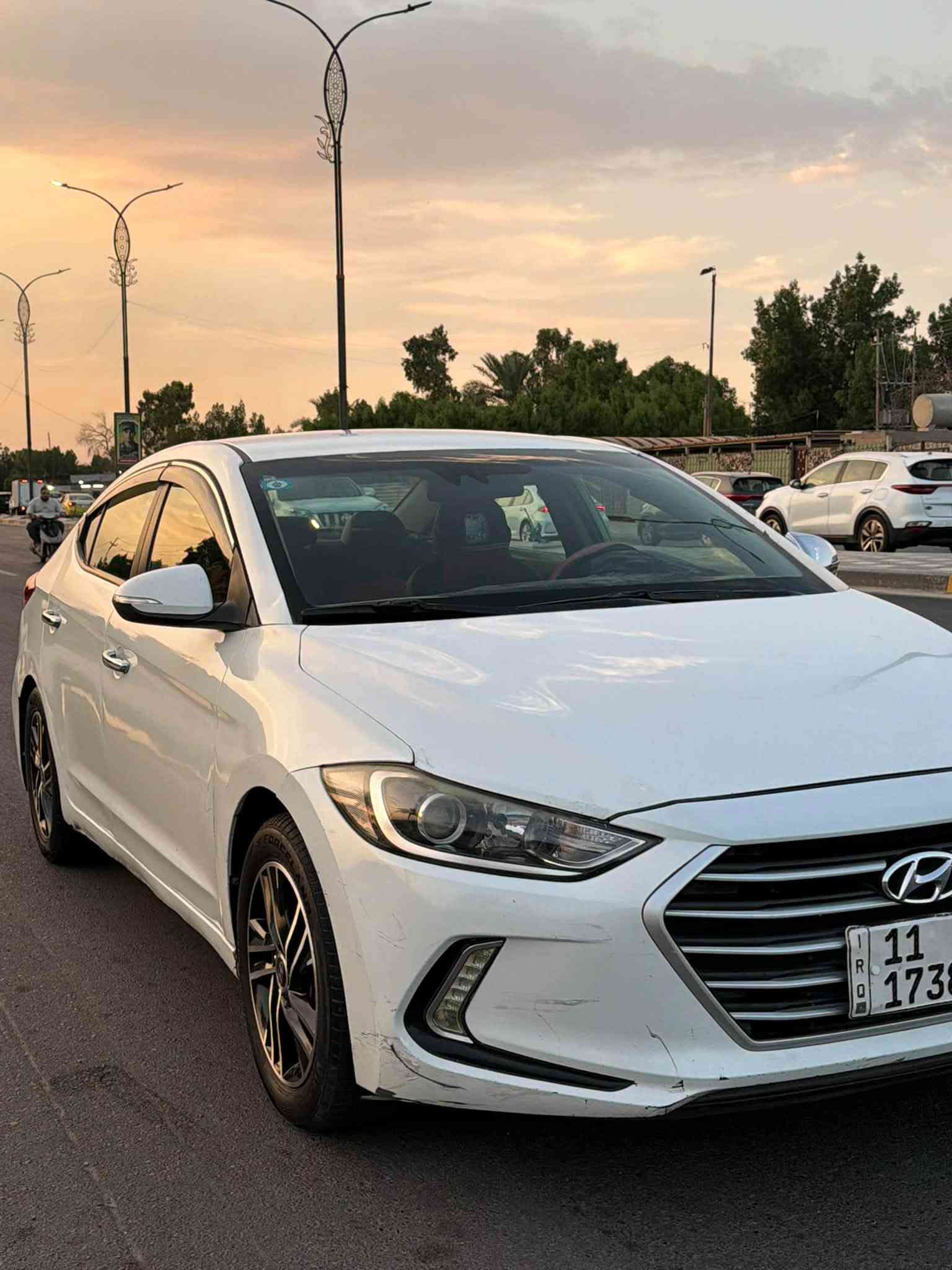 السلام عليكم النترا 2018 امريكي رقم بغداد انگليزي السعر ( 102$) مكانها بغداد *********** سياره جاهزه بدون نقص 
تبريد ثلج صدر وتخم تاير جديد ماشيه 92km محرك 2000 دوش كير at سياره حادثها جاملغ وباب ايمن وبلعراق بيها قطعتين رش فقط باقي مكفول بدون دواخل السياره لغود شواصي حوض تكم قماره كله مكفول الشراي يتصل
